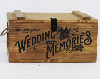 Grande boîte à souvenirs de mariage avec serrure, support pour souvenirs de mariage, cadeau de mariage rustique pour couple, boîte d'anniversaire, boîte en bois personnalisée