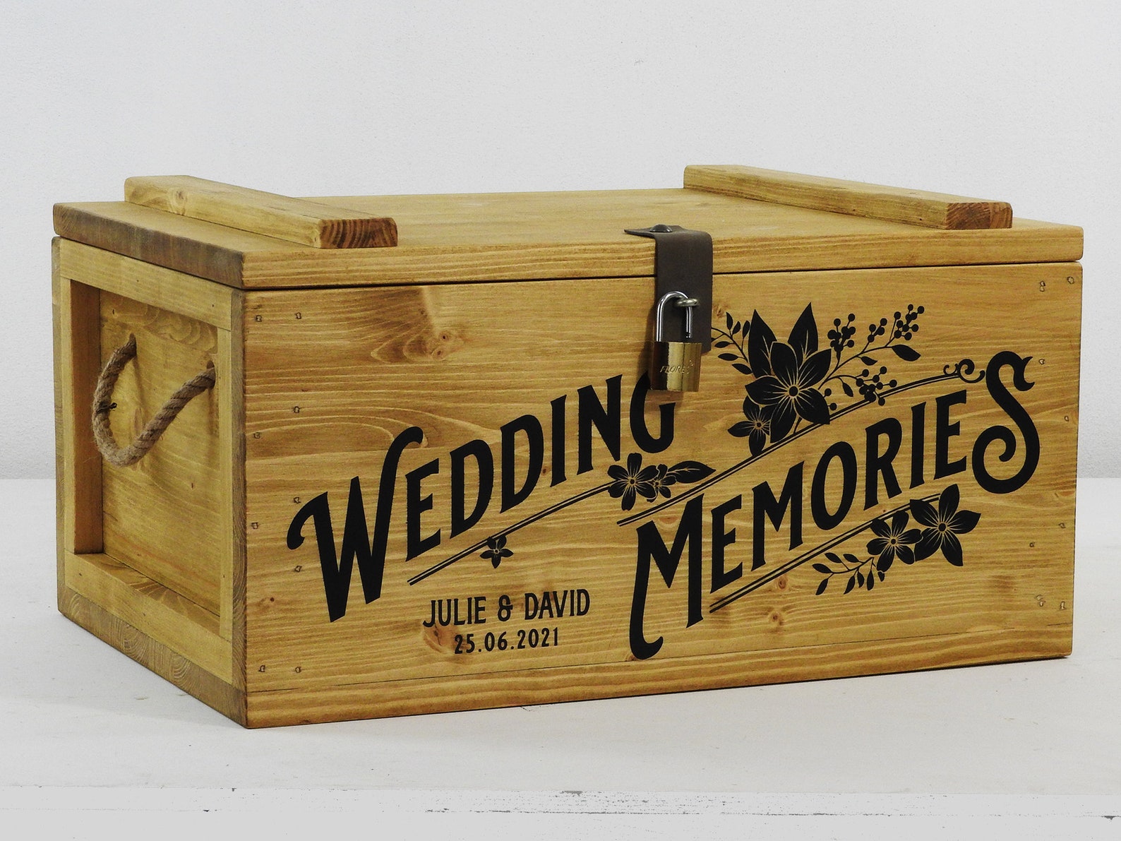 Large Wedding Keepsake Box With Lock Wedding Memories Holder Etsy UK