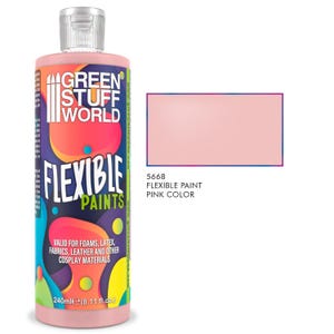Può includere: Una bottiglia rosa di vernici flessibili Green Stuff World, 240 ml, con tappo trasparente. L'etichetta presenta la scritta "FLEXIBLE PAINTS" e "VALID FOR FOAMS, LATEX, FABRICS, LEATHER AND OTHER COSPLAY MATERIALS". È mostrata una campionatura di colore rosa.