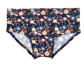 Organic cotton ladies mid-waist boxers - Black Daisies