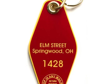 Elm Street Keychain. A Nightmare on Elm Street, Movie inspired, motel style key tag. Freddy Kreuger, Wes Craven, slasher film, horror gift