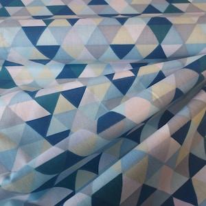 Cotton, triangles, blue