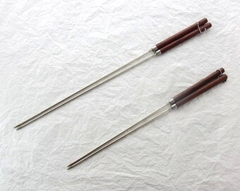 YuiSenri Japanese Chef&#39;s tool, Professional Tempura Chopsticks(Stainless Steel), with Wooden Handle