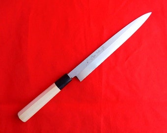 Sakai Takumi Ajimasa Yasuki White Steel Chef’s Yanagiba/Sashimi Knife for Right Handed, Hongasumi-Finish