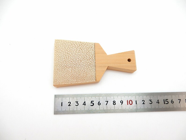 YuiSenri Sushi Chef's tool, Handmade Shark Skin Wasabi Grater,Made in Japan 11 cm