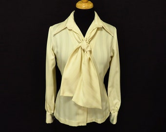 Corsage Pale Yellow Chiffon Collar Flower with Metallic Gold Dots Collar Attachment