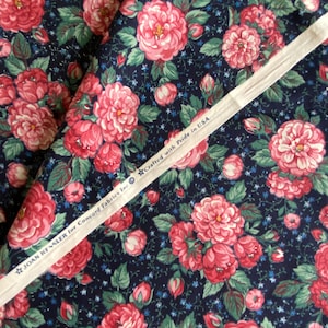 1 YD Vintage Dark Blue Pink Rose Floral Fabric Cotton
