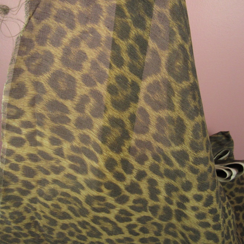 5.3 Y SHEER Leopard Print Fabric