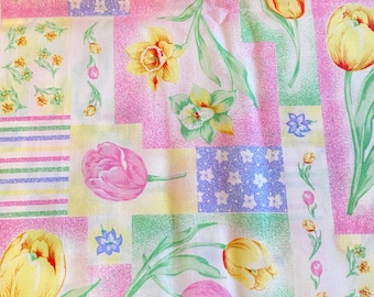 1 YD Tulip Daffodil Floral Fabric Pastel Cotton Oakhurst Flower Boxes