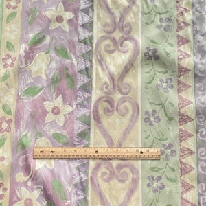 BTY 1990s Pastel Chintz Fabric Interior Decor Vintage