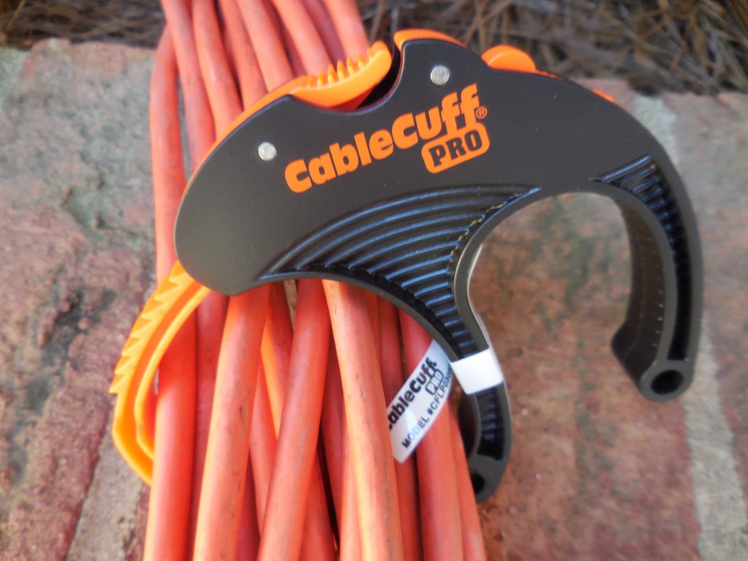 Cable Cuff PRO Medium Adj & Reusable H1 CFMP030808 NEW 2 Pack 