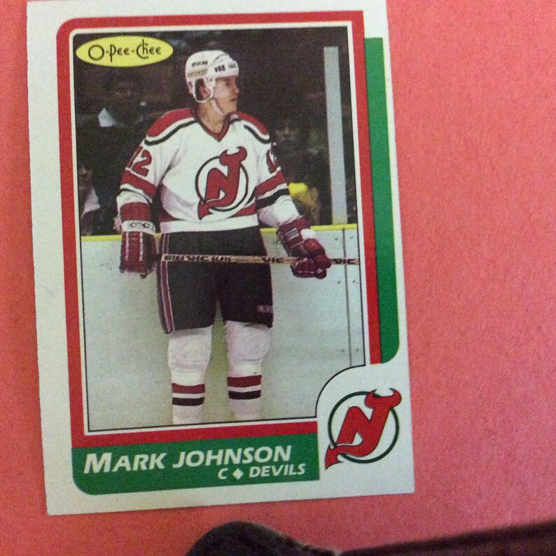 O-Pee-Chee #112 Mark Johnson Hockey 198687