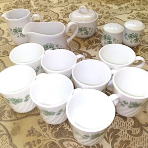 Corelle Callaway Ivy Swirl (Green Leaves/Vines, Swirl Rim) Replacement Dinnerware