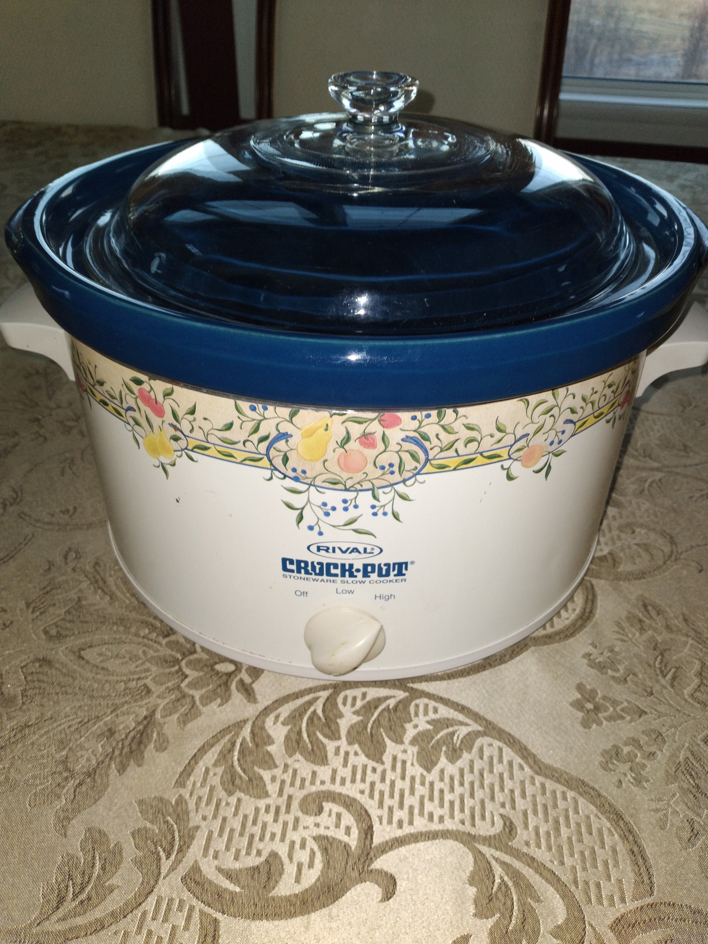 Vintage 1987 Rival Potpourri Crock