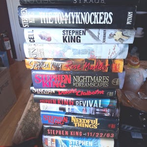 Large lot of 13 Stephen King Hardcover novel collection with Dust jackets