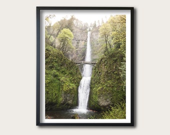 Multnomah Falls, Oregon Photography Print, Wall Art Print Decor