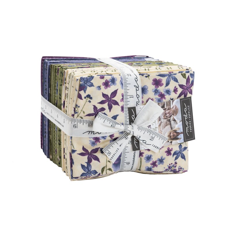 Snowed In 26 pieces of 18 x 21 cuts FQ bundle designed by Heather ...