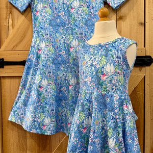 Disney dress Cinderella Castle, Carriage, glass slipper print  Disney park dress for women, adult, ladies dress, sleeveless mommy and me