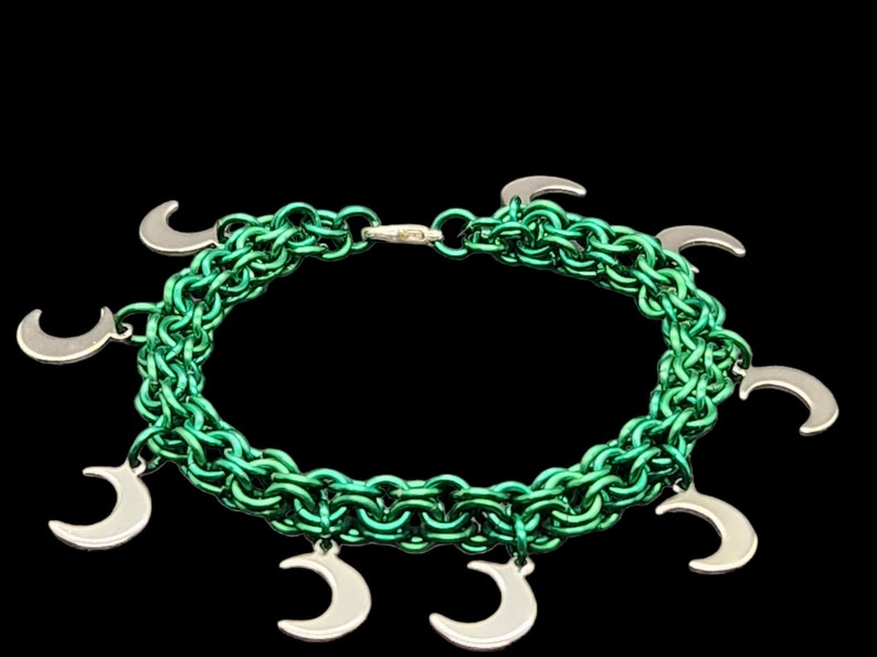 Green Chainmail Inverted Roundmail Moon Bracelet - Etsy