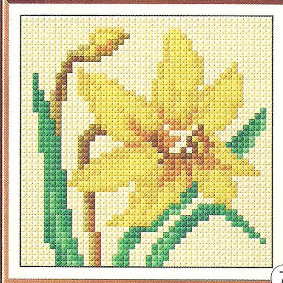 Daffodil Cross Stitch Pattern Flower Cross Stitch Pattern | Etsy