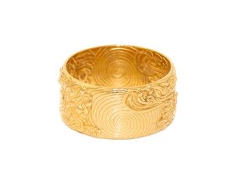 M2O Yellow Gold "Kanagawa" Wave Band by Kingdom