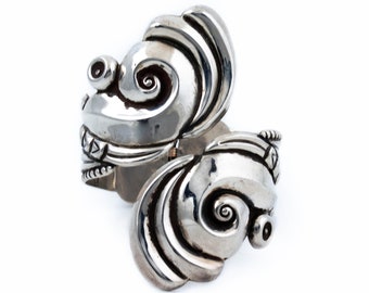 Hypnotic 1960&#39;s Sterling Silver Taxco Clamper Cuff