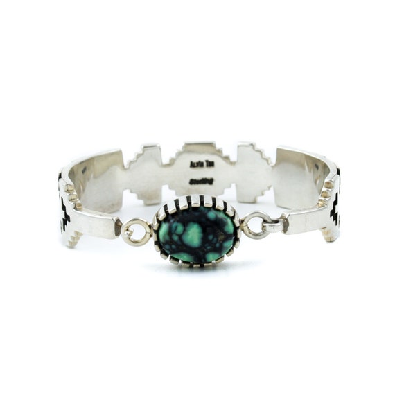 Hypnotic Native American Navajo 8 Turquoise Sterling Silver Waves Bracelet Hypnotic Native American Navajo 8 Turquoise Sterling Silver Waves Bracelet