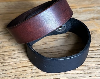 Hand Dyed Genuine Leather Bracelet Wrap Wristband Strap Cuff Unisex Men Women | Snap Closure | Black Brown Blue | Simple Unique Jewelry Gift