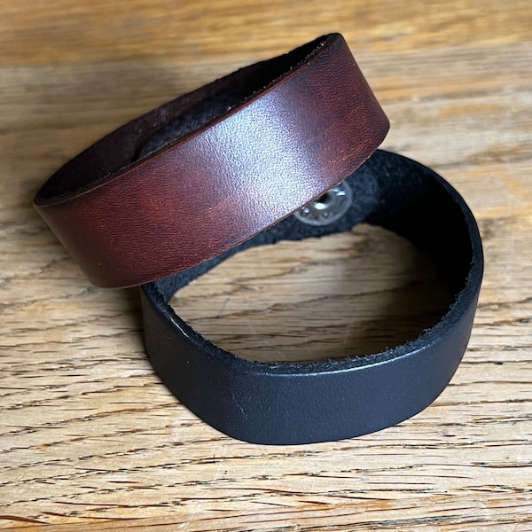 Hand Dyed Genuine Leather Bracelet Wrap Wristband Strap Cuff Unisex Men Women | Snap Closure | Black Brown Blue | Simple Unique Jewelry Gift