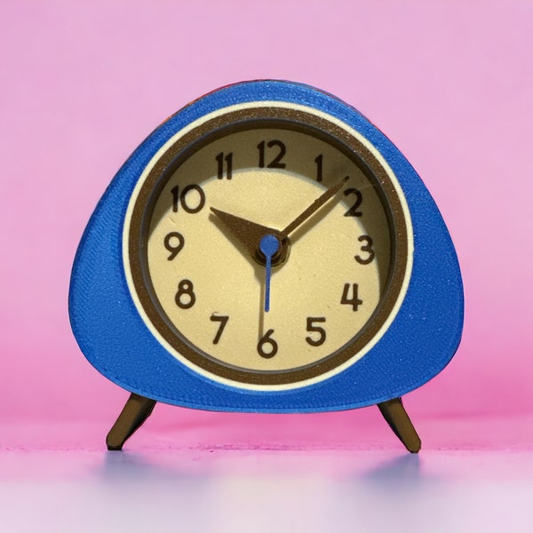 Blue Colored Retro Style Silent Desk Clock with Pvc Glass