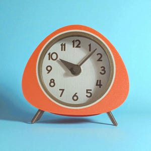 Orange, Retro Style Silent Desk Clock