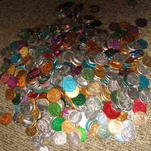 mardi gras doubloons 1 pound box about 100 aluminum coins tokens doubloon new orleans