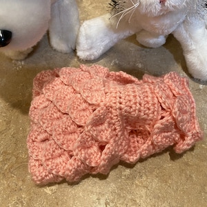 Crocodile Stitch Dog Sweater Pattern Xsmall