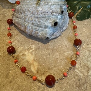 Gargantilla delicada de cuentas • Collar de alambre hecho a mano • Collar de cuentas