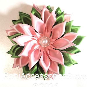 Handmade Pin Corsages Satin Ribbon Flower Corsage Brooch: Green and Pink Handmade Pin