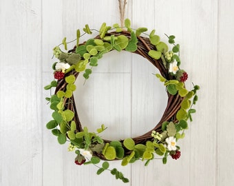 Wreath with wild berries, rustic wreath small wreath natural wreath door wreath wall wreath wall decor felt wreath, hair wreath, crown