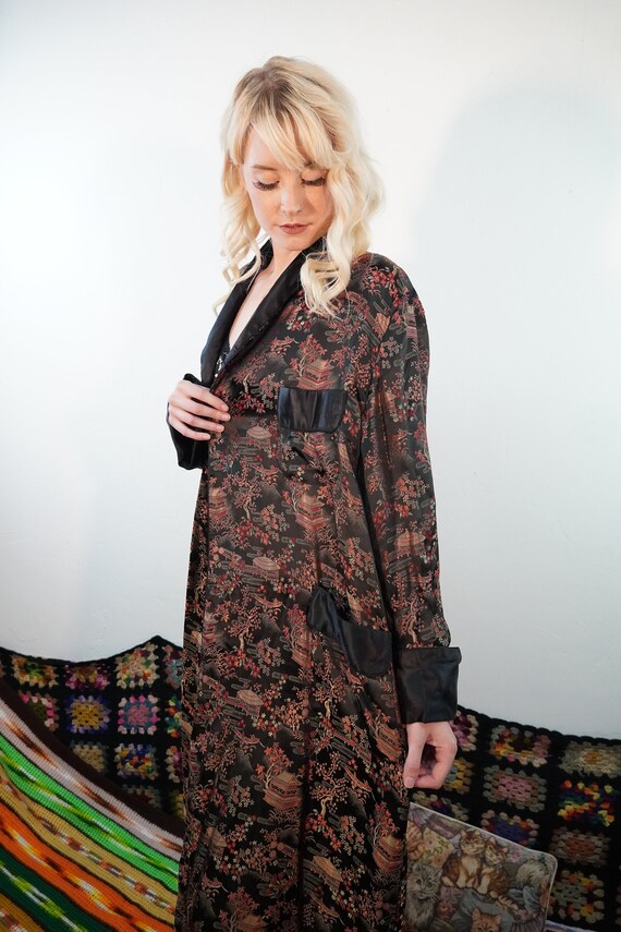 Vintage Satin Robe - Asian Robe - Chinese Traditio