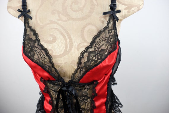 90s Red and Black Ruffle Lace Lingerie Camisole -… - image 3
