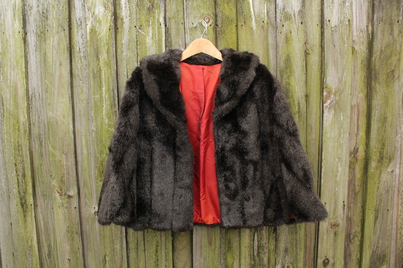 60s Faux Fur Capelet VINTAGE Faux Fur Faux Fur Cape Festival Faux Fur Faux Fur Shrug 1960s Faux Fur Brown Faux Fur Jacket image 6