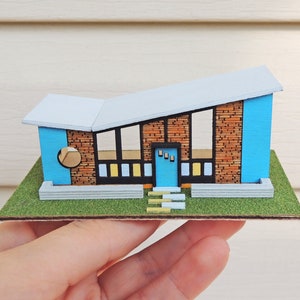 1:144 Scale MCM Butterfly Dollhouse KIT