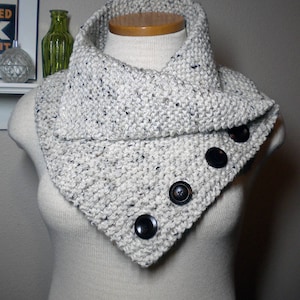 The New England Cowl - Etsy