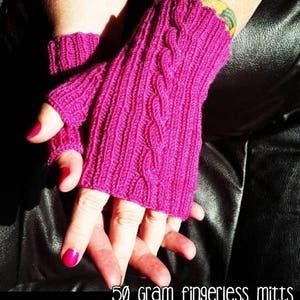 50 Gram Fingerless Mitts Knitting Pattern