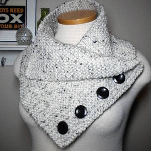 The New England Cowl - Etsy