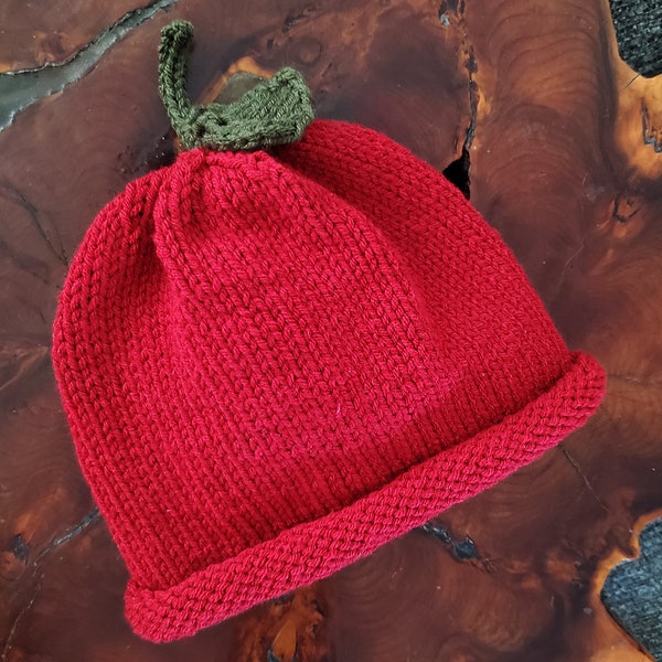 Perfect Apple Hat for the Family Knitting Pattern