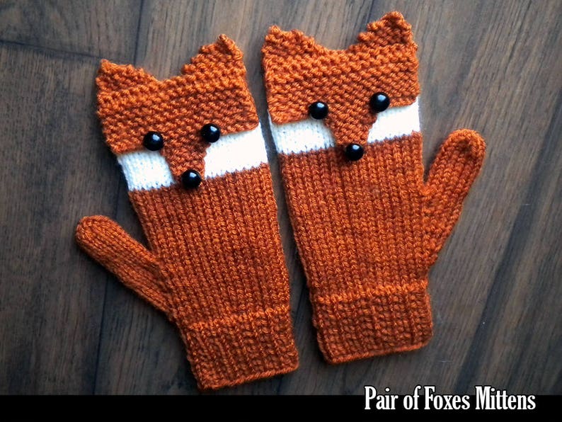 Pair of Foxes Mittens for the Family Knitting Pattern image 2