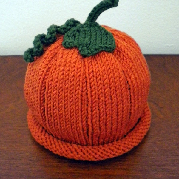 Perfect Pumpkin Hat (Sport-weight Yarn) for the Family Knitting Pattern
