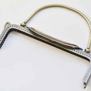 22cm (8&quot;) Retro Sewing Purse Frame With Handles Bronze And Light Gold
