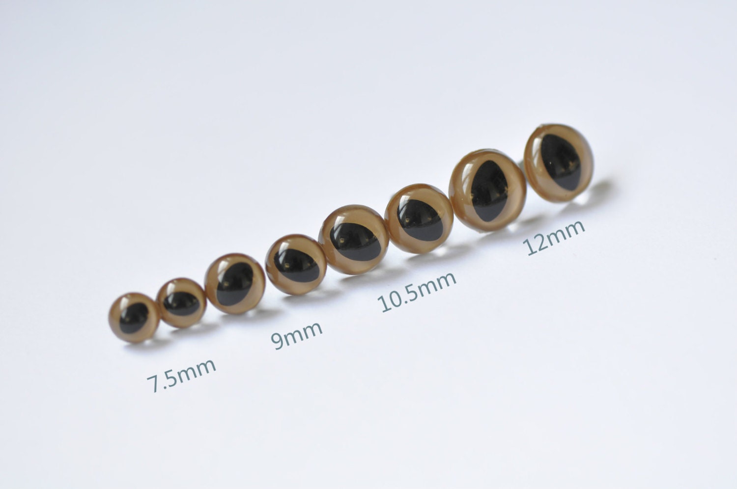 Pure Brown Cat Eyes/ Amigurumi Animals Eyes/ Safety Eyes Come With Metal Washers-  10pcs A Pack/Pick Size