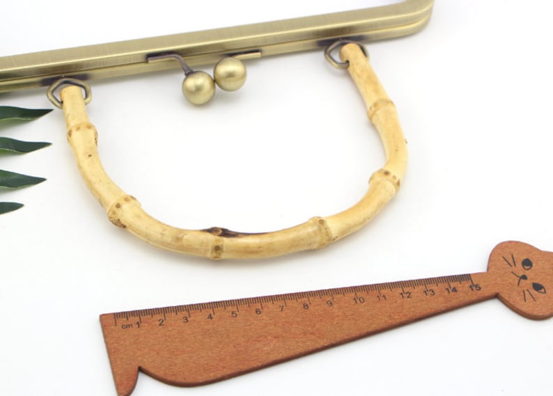 Antique Bronze Purse Frame With Natural Bamboo Handle Come With Screws 20cm 8/25cm 10 Pick Size image 2