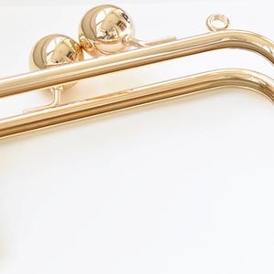 16cm x 8cm Light Gold Tube Purse Frame With Large Kiss Lock Bag Hardware
